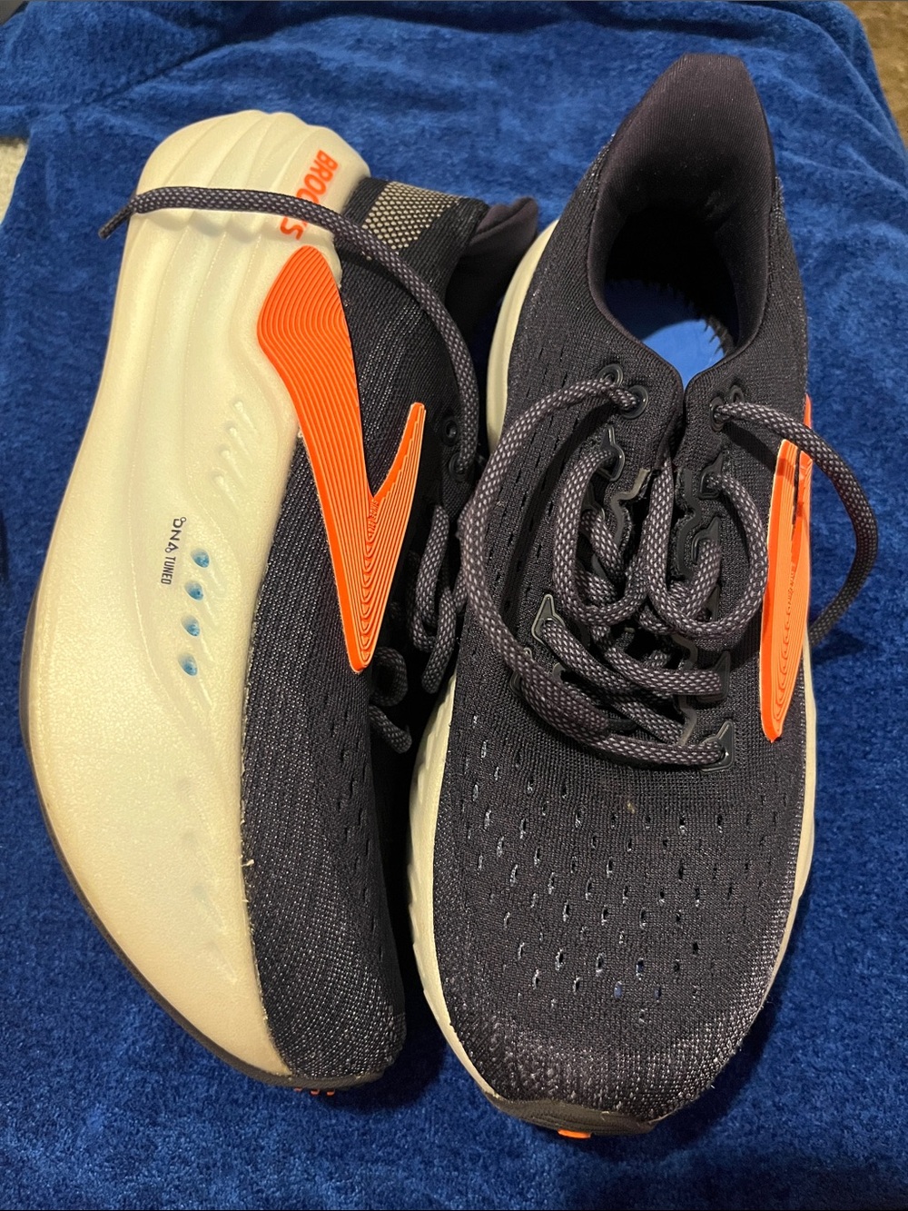 Brooks women’s running shoes